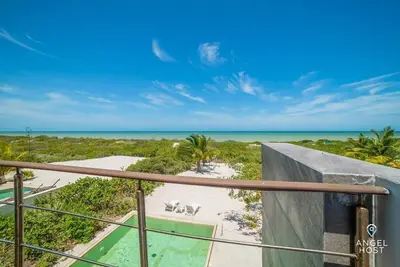 Image de Beachfront Paradise | Pool | Patio | Sandy Yard