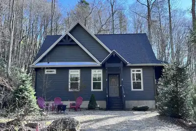 Image de Cabin in Magical Valle Crucis - 15 minutes from downtown Boone and Banner Elk