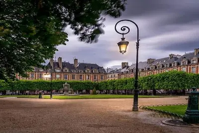 Image de Former Residence of King Charles Vi-a Truly Spectacular Home From our Collection