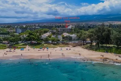 Image de 2 Bedroom Resort Vacation - Walk to beach, dining, & shops! Wifi & Ac & Pool