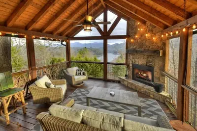 Image de Sharin-A-Lakeview | Free Night Offer!