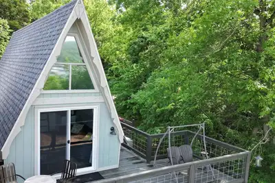 Image de Tiny AFrame Table Rock Lake Shore Community