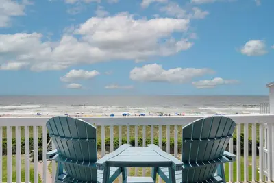 Image de Top Floor Unit in Sea Colony w extraordinary views