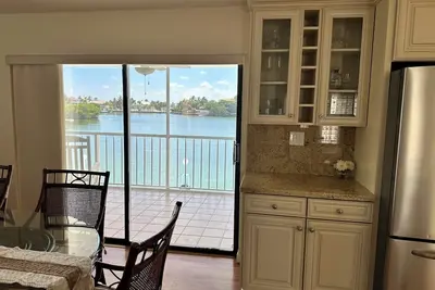 Image de Dock Beach House in Sombrero Beach