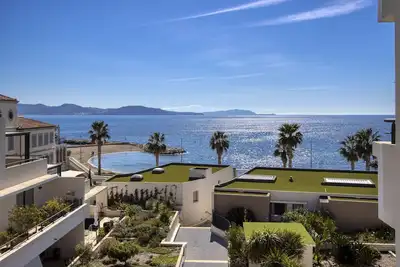Image de Arello. Vue mer exceptionnelle, clim, accès plage