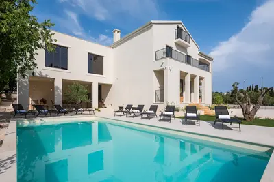Image de Villa Medici - Five Bedroom Villa with Swimming Pool