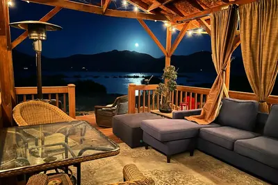 Image de Paradise Cove Lake House