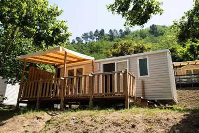 Image de Mobile-Home 30m² - Confort - 2 chambres - Terrasse semi-couverte - Tv - Clim 4 personnes