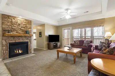Image de Cute Connecting Units! Condo + Suite at StoneBridge Village Resort near Sdc