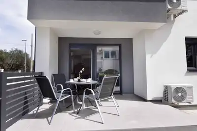 Image de Appartement de vacances avec terrasse et climatisation près de la mer