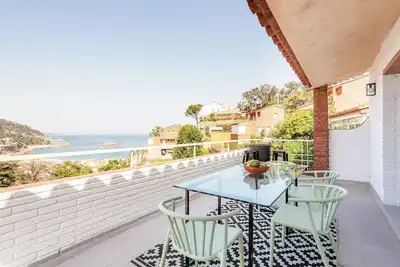 Image de Maison de vacances 'Torre Mirador Azul' avec vue sur la mer, piscine privée et Wi-Fi