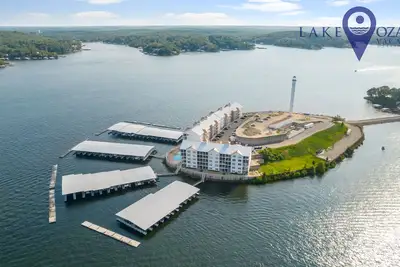 Image de Top-Floor Please! Elevator Up! No noise above @ IslaDelSol: Pool, Fire-Pit, Dock
