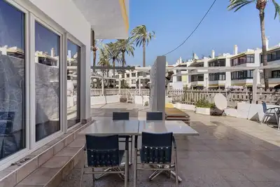 Image de Appartement de vacances 'Las Flores2' avec vue sur la mer et la plage, Wi-Fi et climatisation