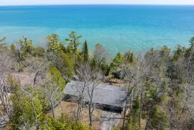 Image de Quietside Lakefront Cabin in Jacksonport - Updated in 2024!