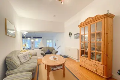 Image de Hochwertig, Moderne und Gemütliche Ferienwohnung mit 65qm für Vier Personen