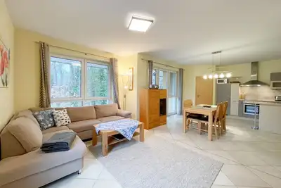 Image de Gemütlich & Liebevoll Eingerichtete, 76qm Große, Ferienwohnung für 4 Personen
