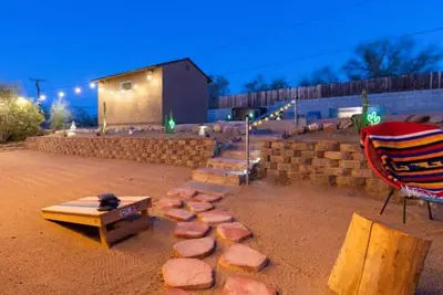 Image de Darling Desert Abode w\/Hot-tub + Game Room