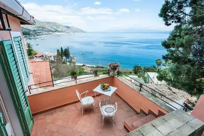 Image de Casetta Amelia with Seaview by Wonderful Italy