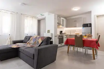 Image de 3 Br family apartment w/two bathrooms - Marina Iii.
