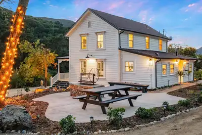 Image de 8 Mile House Deluxe-Experience California Tranquility at this Historical Home