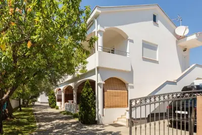 Appartement Tino by Interhome