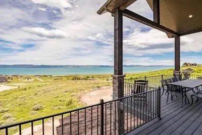 Image de Panoramic Lake Views, Pool, Hot Tub, Gameroom!