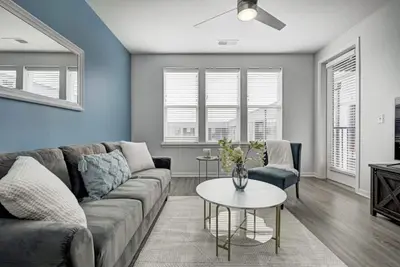 Image de *Luxurious 1bed\/1bath - King Bed* -Pool