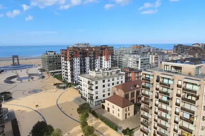 Image de 6 Persoons 2 Slaapkamer 2 Badkamer Appartement Esplanade De Panne