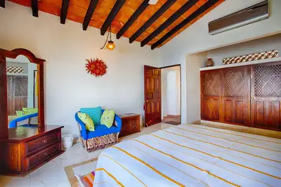 Image de Luxurious Traditional Mexican Beachfront Villa, 5bd