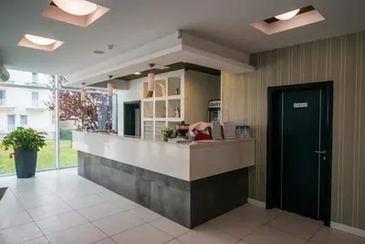 Image de Hotel Lux - Triple Room with Balcony 2