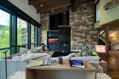 Image de Black Bear Chalet by Cuvee | 4 Br Vail Luxury Rental | Gore Creek