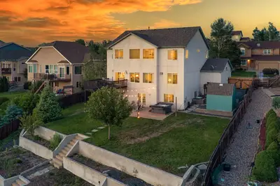 Image de Creekside Mountain View Retreat, Hot Tub, Sleeps 14, 6 Kings, 5 bathrooms