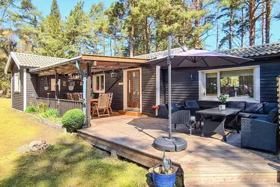 Image de Maison confortable de 2 chambres à åhus