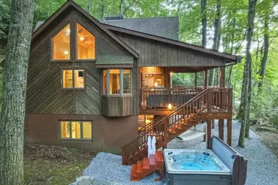 Image de Basecamp Cabin:  River. Fish. Hike. Relax