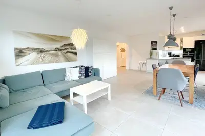 Image de \"Experience an unforgettable vacation in the Achterwasserblick vacation apartment! \" - Beach road