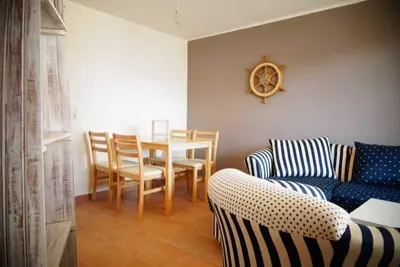 57qm Großer, Ferienbungalow für 4 Personen mit Kleiner Terrasse - Dorfstrasse34b
