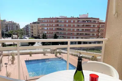 Image de InmoBooking Olimar, central, climatisé et avec piscine.