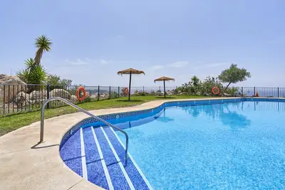 Image de Maison de vacances \"Paradiso Tropical\" avec vue sur la mer, piscine partagée et Wi-Fi