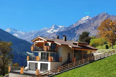 Image de Appartement \"Sunnseitn Lodge Alps\" avec vue sur les montagnes, terrasse privée et Wi-Fi