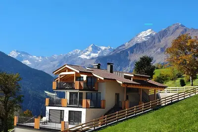 Image de Appartement de vacances \"Sunnseitn Lodge Exclusive Panorama\" avec bain Ă remous, sauna et terrasse