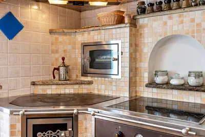 Image de Appartement 'Muncion Apparte' avec vue sur la montagne et jardin partagé