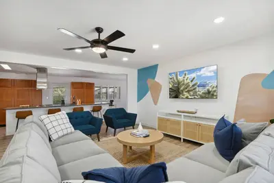 Image de Old Town Scottsdale Game House! Pool, HotTub, Golf\n