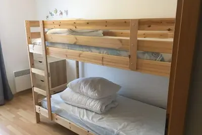 Image de Agréable appartement de 55 m2, situé à 3mn à pied de la plage et 350m du marché