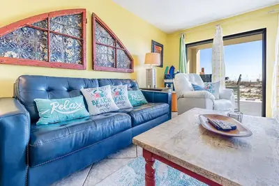 Image de Family Tides 2Bd Beachfront Condo On Sale 25% Off!