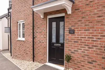 Conybeare Cottage, pet friendly, with a garden in Lyme Regis