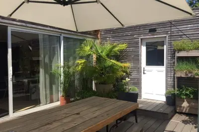 Image de Bordeaux, Jacuzzi, Piscine, calme et bien ĂŞtre