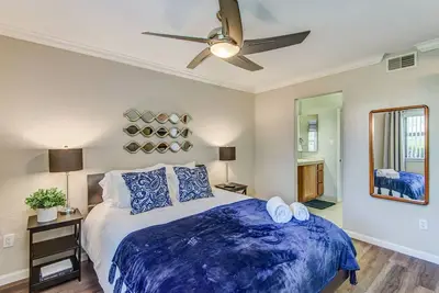 Image de New Upscale Scottsdale Condo
