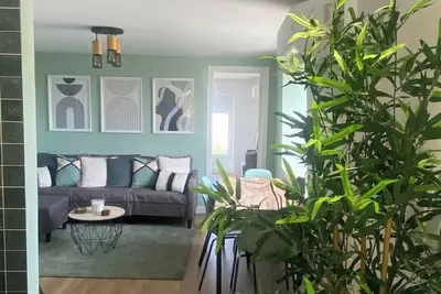 Image de Lisbon, T2 renewed duplex with river view, Beato