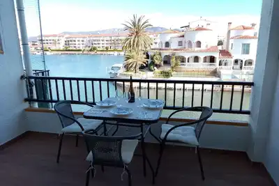 Image de Apartament amb Piscina Comunitaria. Terrassa amb Vistes Canal i Llac St. maurici
