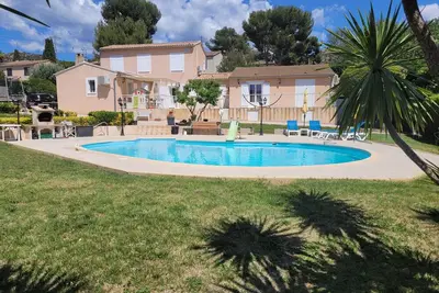 Image de Destination idéale pour des vacances en famille aux portes de Marseille.
